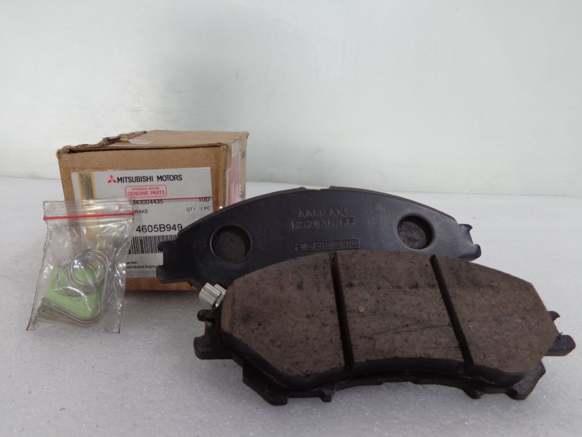 Pastillas de freno delanteras MITSUBISHI XPANDER/SUZUKI VITARA – Código 4605B949