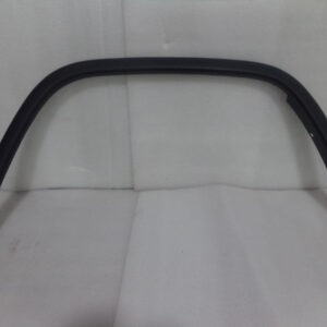 Moldura de guardabarro de rueda del. rh JEEP GRAND CHEROKEE 2016-2022 – Código 5XT68RXFAC