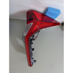 Stop trasero rh MITSUBISHI MONTERO SPORT – Código 8330B002