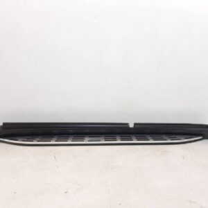 Pisadera rh MERCEDES BENZ CLASE GLE – Código A1676981501